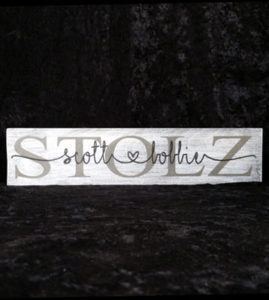 Read more about the article Wood Scrolled Name Signs